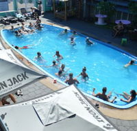 Youth Shack Backpackers - Hostel - C Tourism