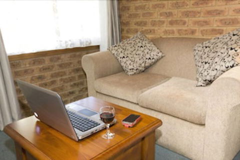 Beechworth Carriage Motor Inn - C Tourism 7