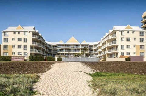 Crystal Beach Holiday Apartments - C Tourism 2