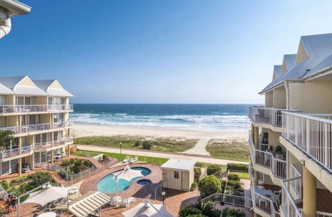 Crystal Beach Holiday Apartments - C Tourism 1