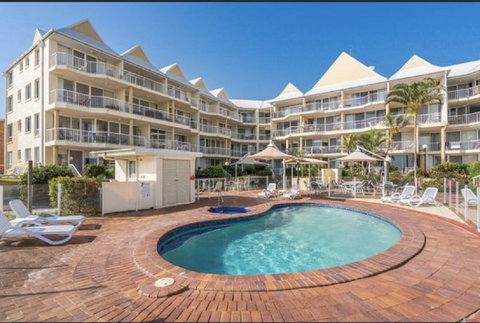 Crystal Beach Holiday Apartments - C Tourism 6
