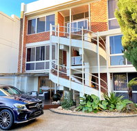 Bay Breeze Boutique Accommodation - C Tourism