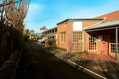 Admiral Motor Inn - C Tourism 1