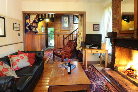 Como Cottages Accommodation - C Tourism 1
