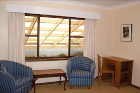 Bathurst Heights B&B - C Tourism 5