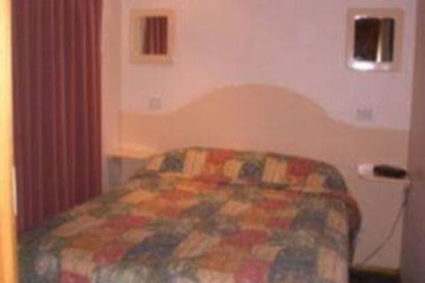 Glasgow Lodge - C Tourism 0