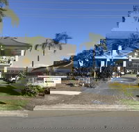 Cook's Endeavour Motor Inn - C Tourism