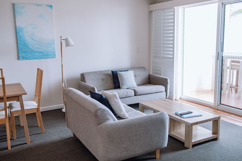 Surfers Horizons Resort - C Tourism 4