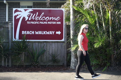Pacific Palms Motor Inn - C Tourism 1