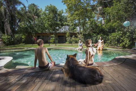 Samurai Beach Bungalows Port Stephens YHA - C Tourism 2