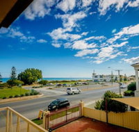 Esplanade Apartments at West Beach - C Tourism