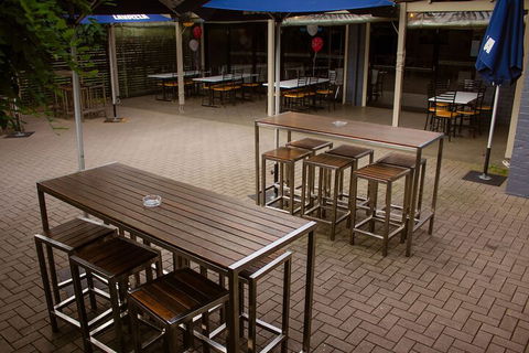 Sunnyside Tavern - C Tourism 1