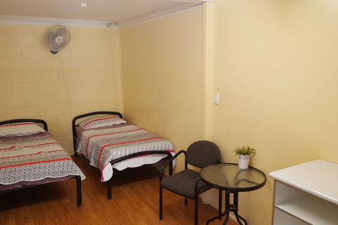Castaways Backpackers - C Tourism 1