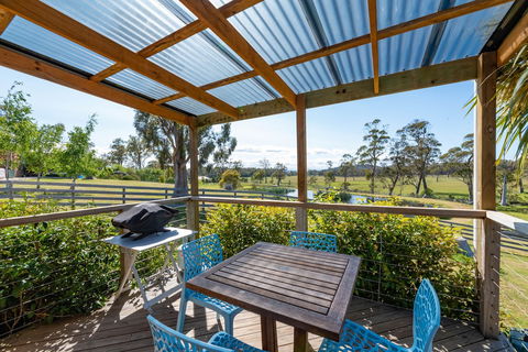 Hazelcreek Cottages - C Tourism 6