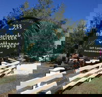 Hazelcreek Cottages - C Tourism