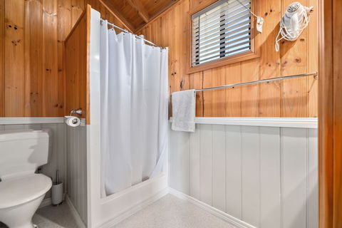 Hazelcreek Cottages - C Tourism 2