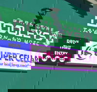 Dooleys Springsure Tavern and Motel