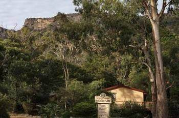 Kingsway Holiday Flats & Gariwerd House. - C Tourism 2