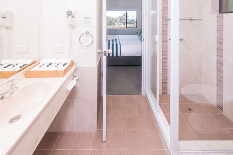 Mollymook Seascape Motel & Apartments - C Tourism 2
