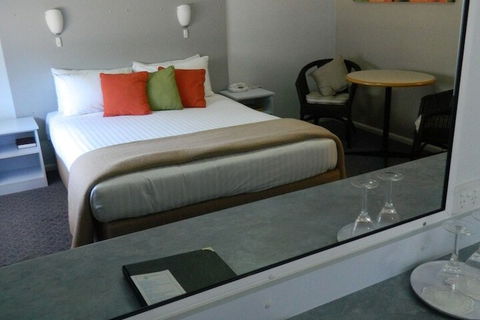 Orana Windmill Motel - C Tourism 7