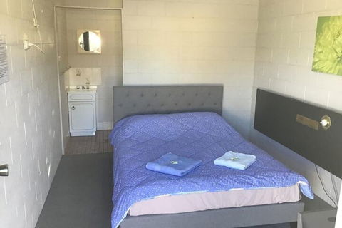 Rankins Springs Motel - C Tourism 6