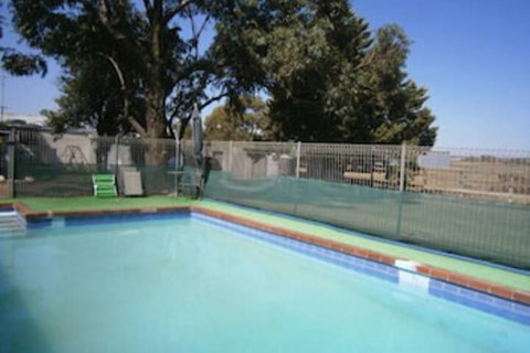 Nhill Holiday Inn - C Tourism 1