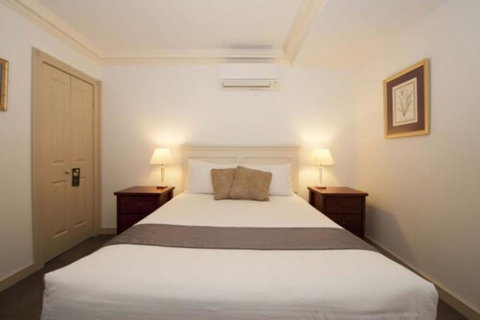 Cobb & Co Court Boutique Hotel - C Tourism 3