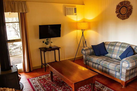 Kalimna Woods Cottages - C Tourism 5