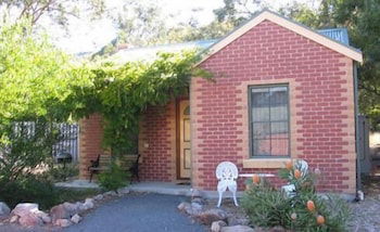 Heatherlie Cottages Halls Gap - C Tourism 1