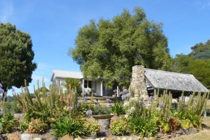 Ellendale TAS C Tourism