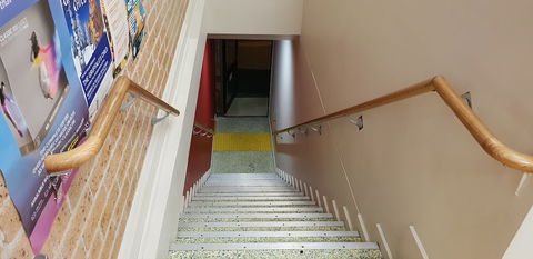 The Entrance Backpackers - Hostel - C Tourism 1