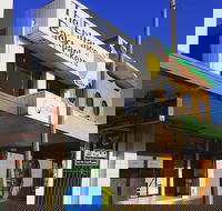 The Entrance Backpackers - Hostel - C Tourism