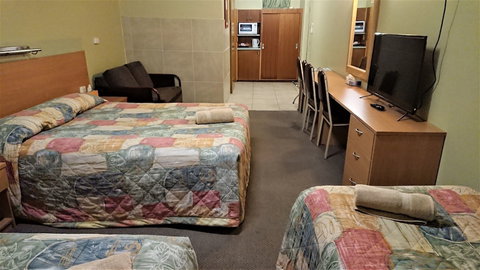 New Olympic Motel - C Tourism 6