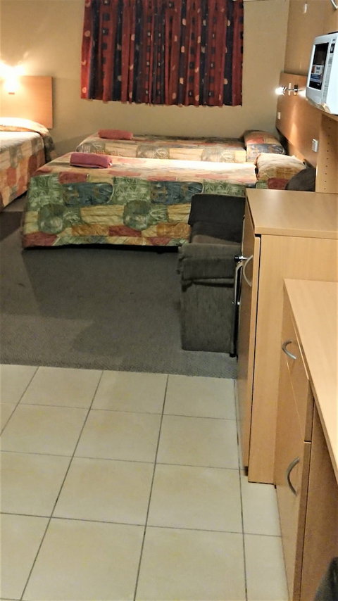 New Olympic Motel - C Tourism 3