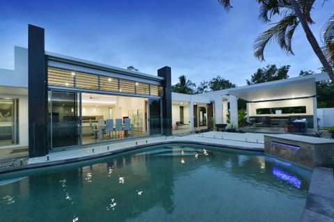 #2 Andrews â€“ Port Douglas - C Tourism 6