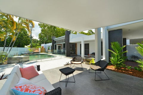 #2 Andrews â€“ Port Douglas - C Tourism 3