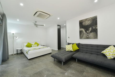 #2 Andrews â€“ Port Douglas - C Tourism 1