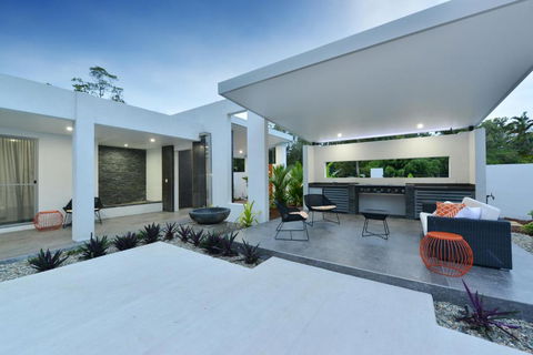 #2 Andrews â€“ Port Douglas - C Tourism 2