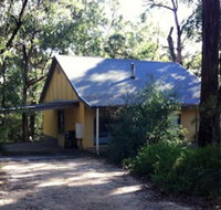 Idyllic Retreat For 4 People in Beautiful Otway Ranges Recharge  Refresh in Hot Tub - C Tourism