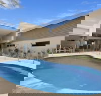 67 Orient Drive - C Tourism