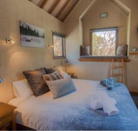 Sharpys Chalet - C Tourism