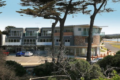 Four Kings Apartments - C Tourism 0