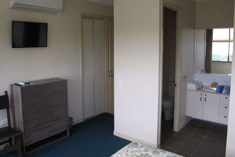 Warrawong Lodge - C Tourism 1