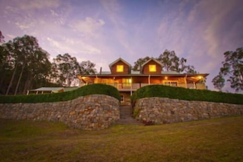 Bimbadeen Mountain Retreat - C Tourism 0