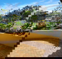 Sunshine Towers - C Tourism
