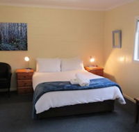 Alpine Park Riverside Cottages - C Tourism