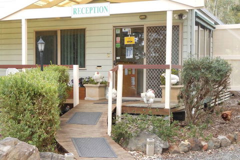Grampians View Cottages And Units - C Tourism 1