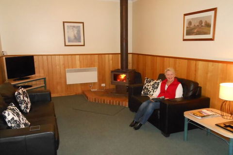 Grampians View Cottages And Units - C Tourism 7