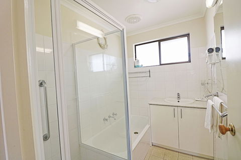 Capri Apartments - C Tourism 1