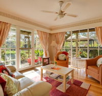 The Heart of Emerald Bed  Breakfast - C Tourism